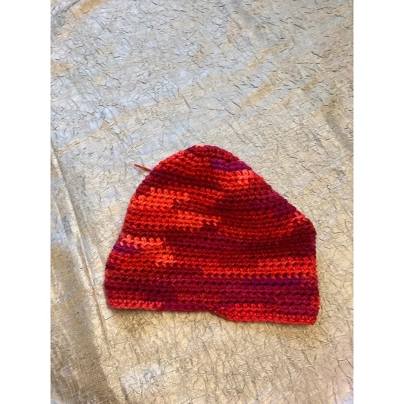 Handmade Beanie-style Winter Hat - Picture 3 of 5